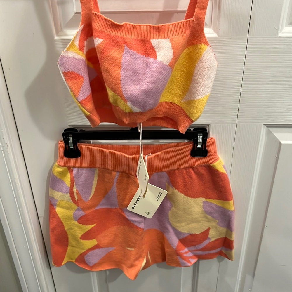 PepperMayo Matching Cropped Tank and Shorts set